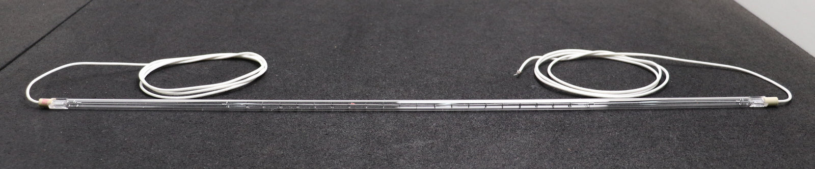 Bild des Artikels HERAEUS-NOBLELIGHT-kurzwelliger-Rundrohr-Infrarotstrahler-1200W-230V-Nr-33292326