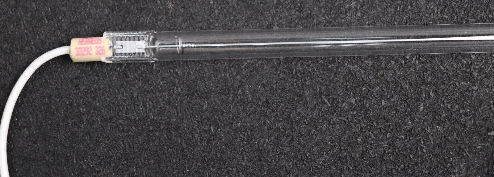 Bild des Artikels HERAEUS-NOBLELIGHT-kurzwelliger-Rundrohr-Infrarotstrahler-1200W-230V-Nr-33292326