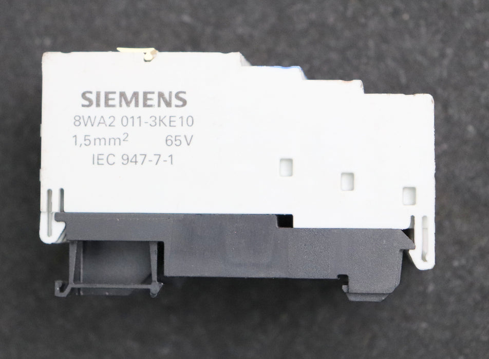 Bild des Artikels SIEMENS-2x-Klemmblock-9-fach-mit-21x-8WA2011-3KE00-+-8x-8WA2011-3KE10-gebraucht