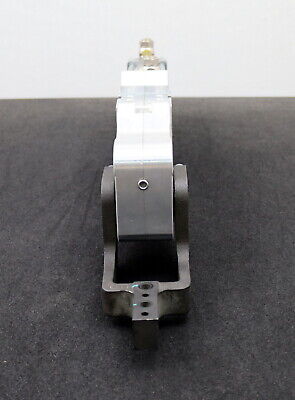 DESTACO Automations-Kraftspanner mit Spannarm 82M-3E030063L8UMR45-135